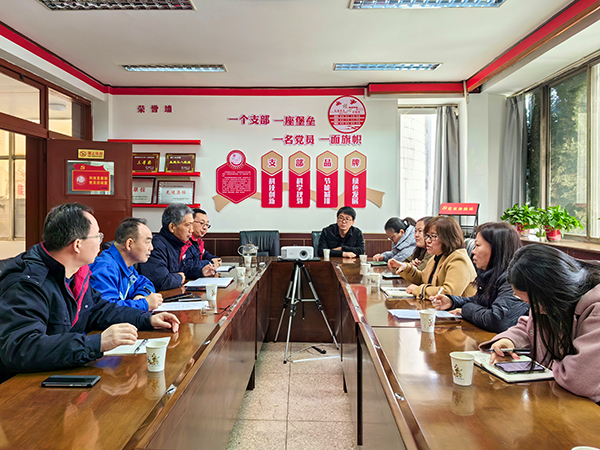 渭南市科技局、統(tǒng)計局到公司交流座談，2.24(副圖）.jpg