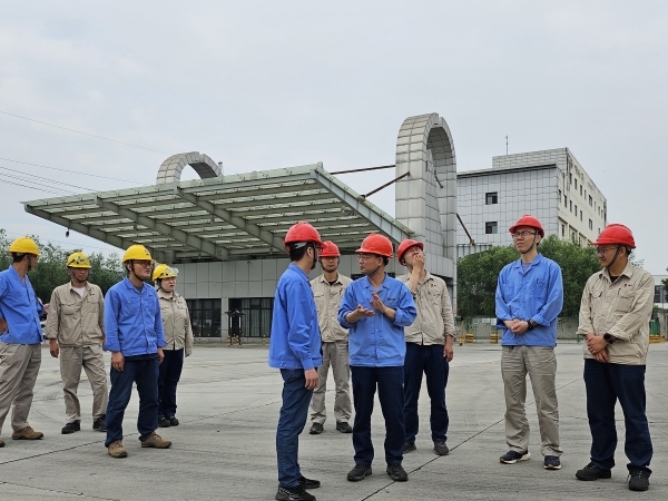 6月7日總工程師馬軍忙深入生產一線檢查安全環保工作紀實1.jpg